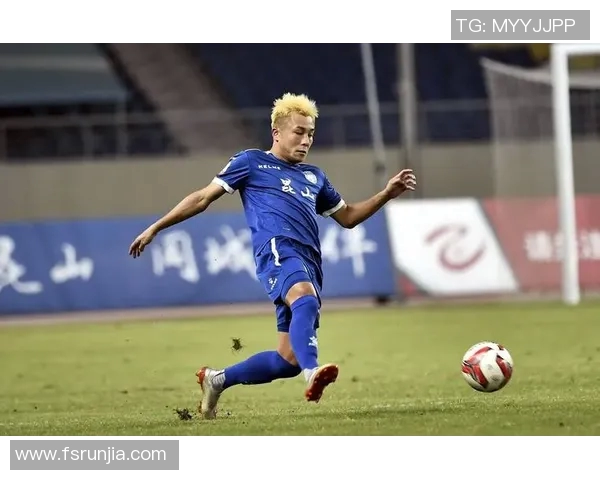 足球明星加盟日本联赛引发热潮球迷期待新赛季精彩表现 足球明星加盟日本联赛引发热潮球迷期待新赛季精彩表现